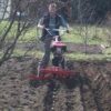 Vari - Nosič hrobkovacích radlic NM1-001 + dvě hrobkovací