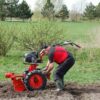 Vari - Nosič hrobkovacích radlic NM1-001 + dvě hrobkovací