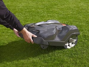 Husqvarna - AUTOMOWER® 315X Husqvarna - AUTOMOWER® 315X