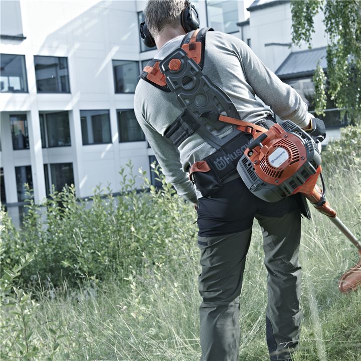 Husqvarna - Akumulátorový křovinořez 520iRX Husqvarna - Akumulátorový křovinořez 520iRX