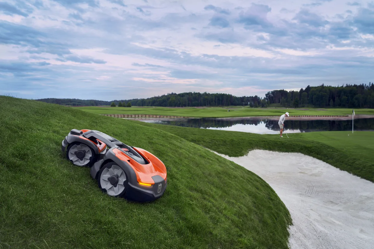Husqvarna - Automower®535 AWD