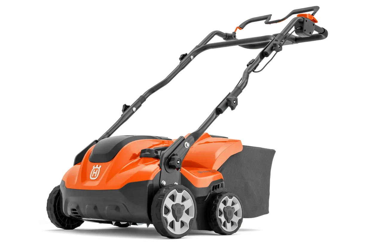 Husqvarna - Akumulátorový odmechovač S 138i s akumulátorem a nabíječkou Husqvarna - Akumulátorový odmechovač S 138i s akumulátorem a nabíječkou