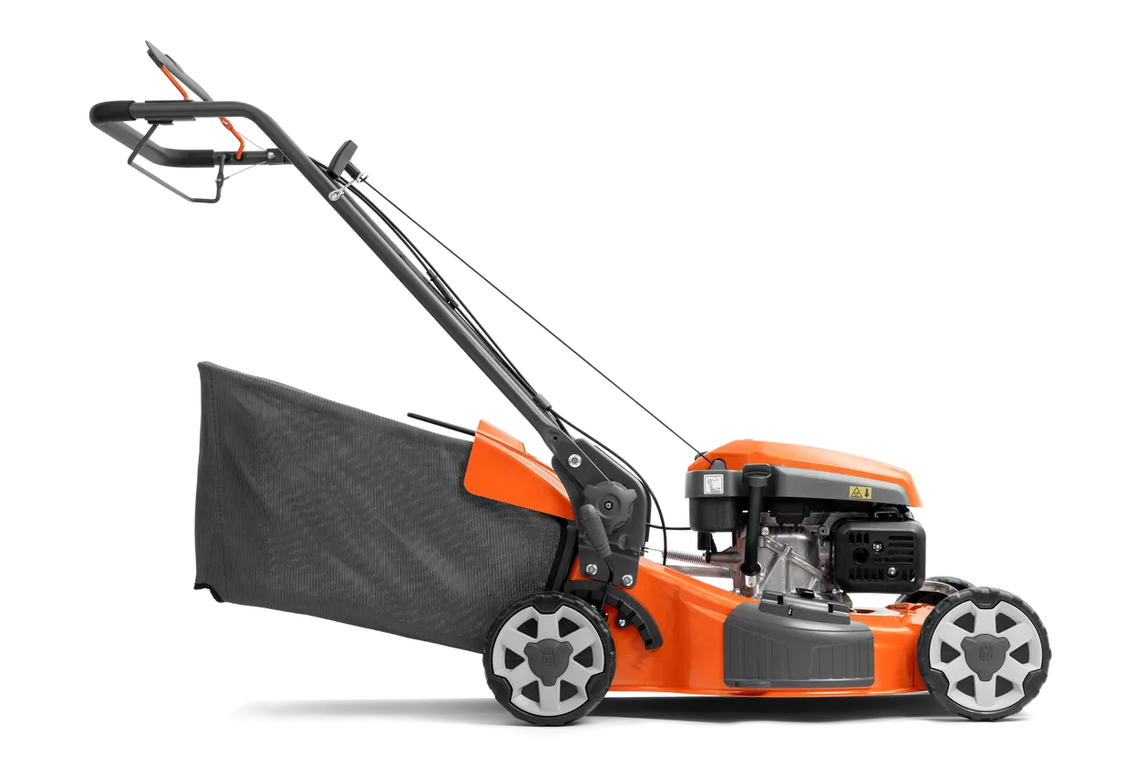 Husqvarna - Benzínová sekačka na trávu LC 151S