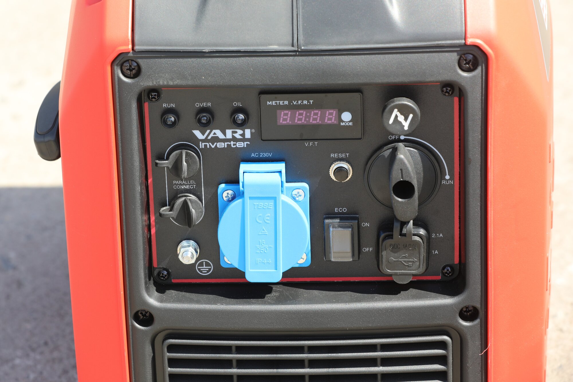 Vari - Elektrocentrála ECV 2000 W Vari - Elektrocentrála ECV 2000 W