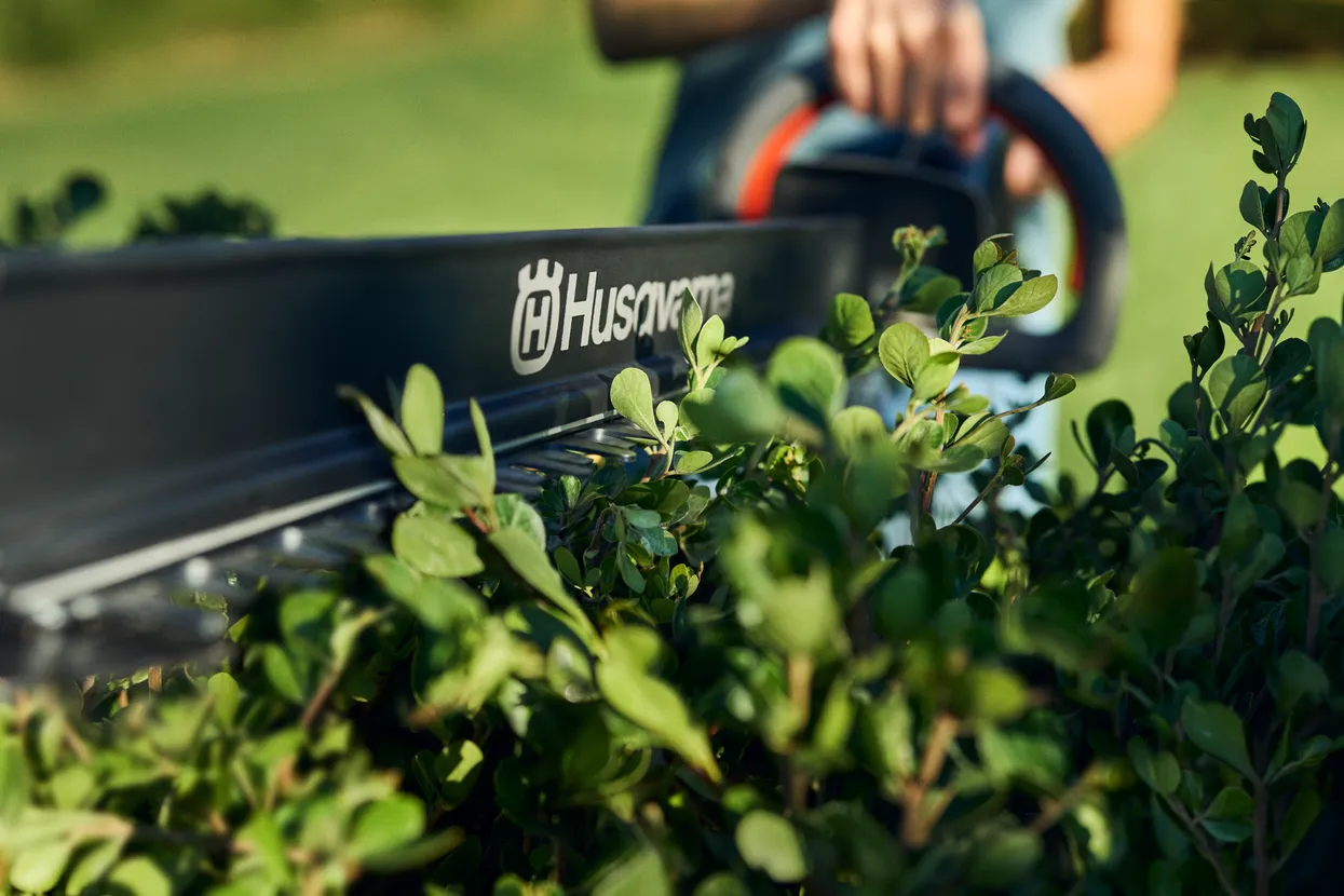 Husqvarna - Akumulátorový plotostřih Aspire™ H50-P4A