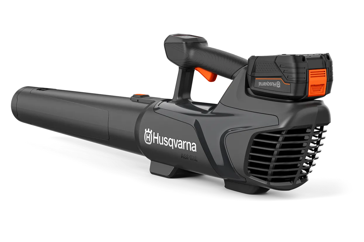 Husqvarna - Akumulátorový foukač Aspire™ B8X-P4A s akumulátorem a nabíječkou