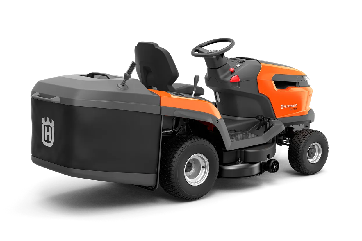 Husqvarna - Zahradní traktor TC 215T