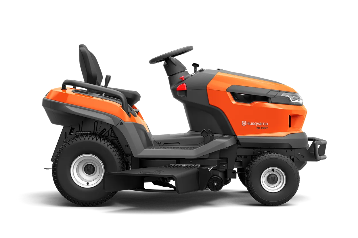 Husqvarna - Zahradní traktor TS 220T Husqvarna - Zahradní traktor TS 220T