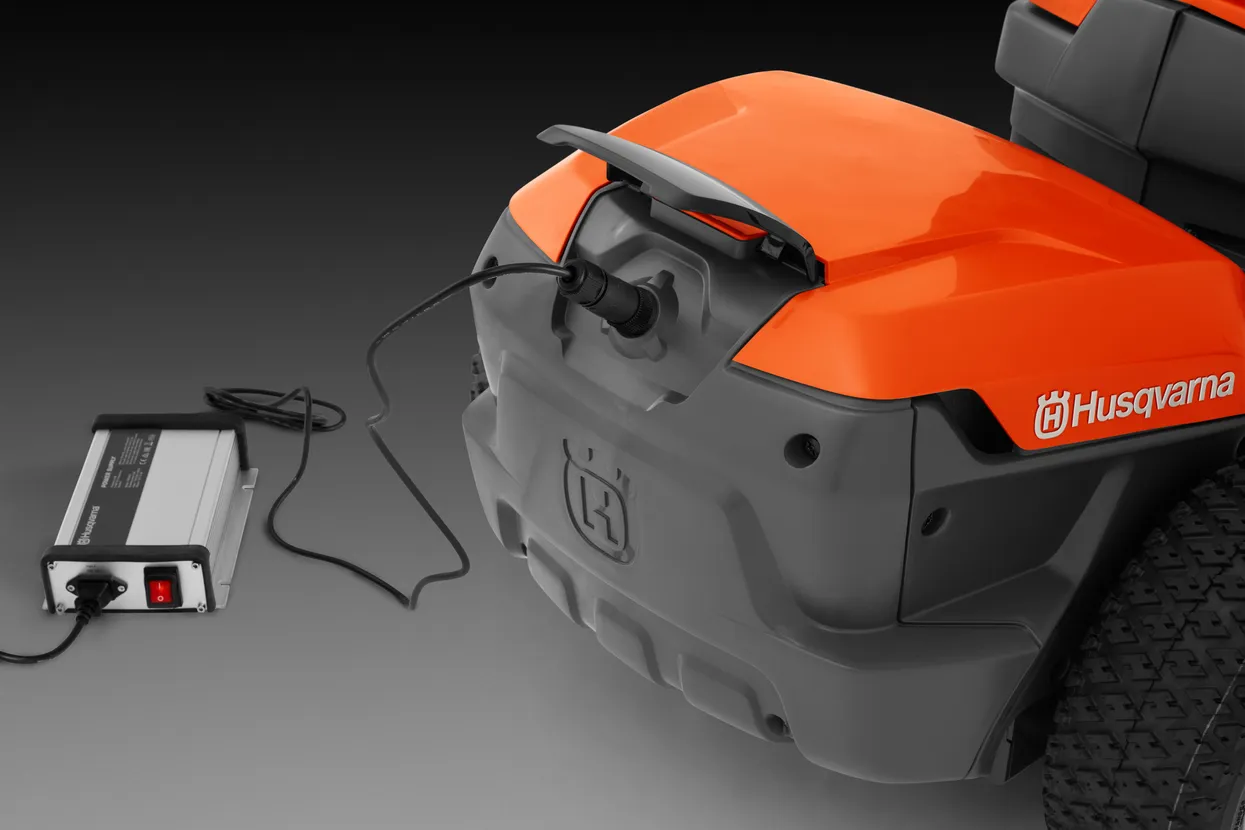 Husqvarna - Rider R 112iC Husqvarna - Rider R 112iC